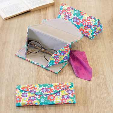 Étui à lunettes pliable fleuri 