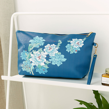 Grande pochette femme bleue et fleurie 