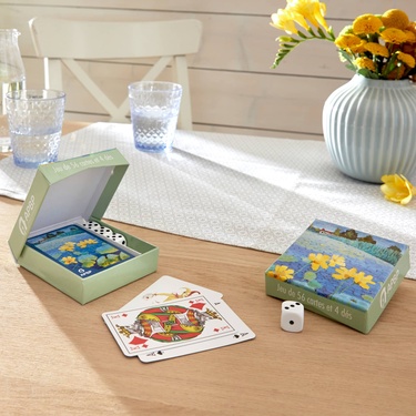 Jeu de 56 cartes avec 4 dés 